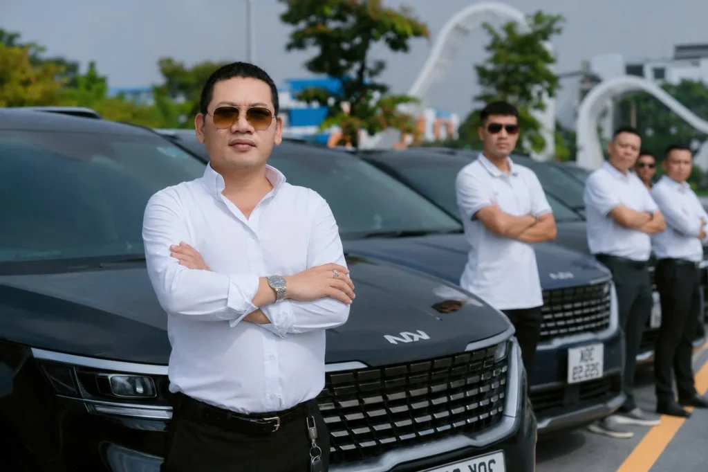Private chauffeur car ready for a Hanoi to Cat Ba island transfer